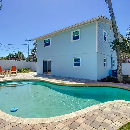 One Piece ~ Duplex With Pool ~ 2 Minutes From Beach Flagler Avenue
